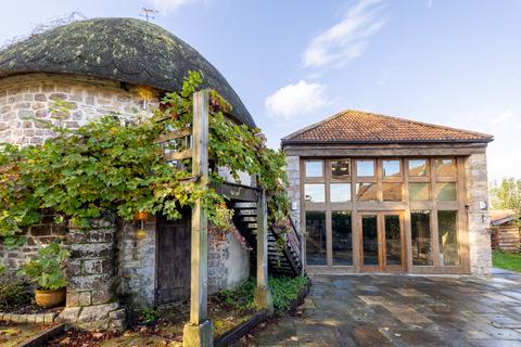 4 bedroom detached house for sale, Woolavington - a stylish home in popular village in the Polden Hills