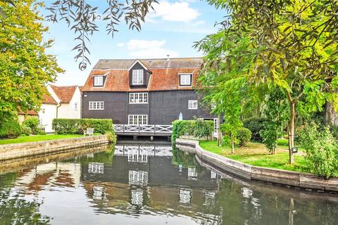 8 bedroom detached house for sale, Mill Vue Road, Chelmsford, Essex, CM2