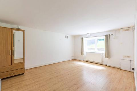 1 bedroom flat for sale, Crescent Road, Crouch End, London, N8