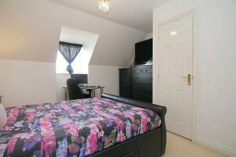 3 bedroom terraced house for sale, Meldon Way, Clayton Heights, Bradford, BD6