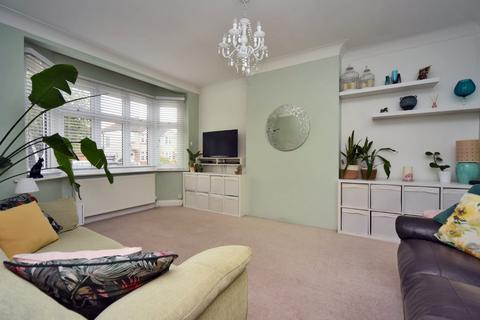 6 Morningside Road, Worcester Park, KT4 8LQ