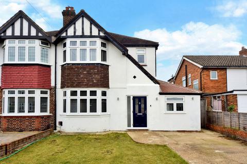 6 Morningside Road, Worcester Park, KT4 8LQ