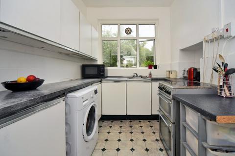 6 Morningside Road, Worcester Park, KT4 8LQ