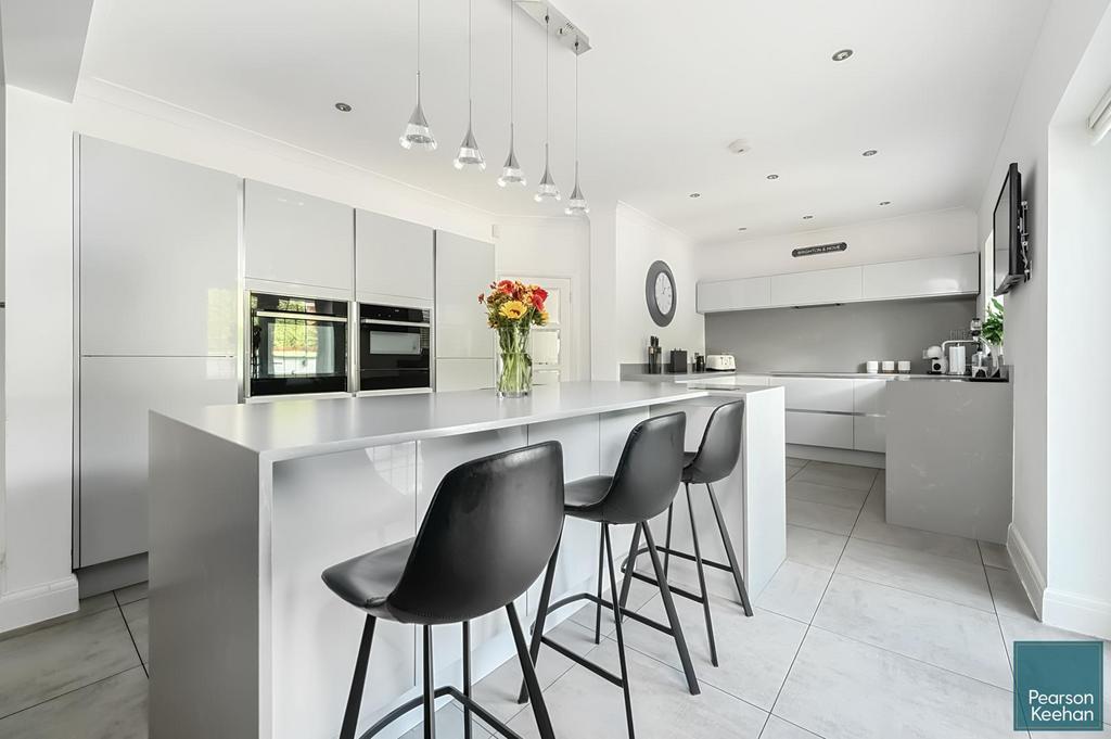 Woodruff Avenue, Hove 5 bed detached house for sale £1,700,000