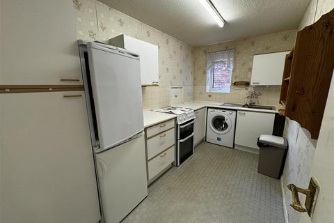 2 bedroom flat for sale, Albion Street, Dunstable