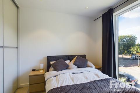 1 bedroom apartment for sale, Fairfield Avenue, Staines-upon-Thames, Surrey, TW18