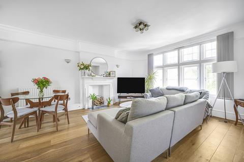 3 bedroom apartment for sale, The Green, London, W5