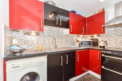 1 bedroom ground floor maisonette for sale, Falkland Road, Dorking, Surrey