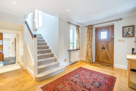 Holly Lodge Cobham Way, East Horsley, Leatherhead, KT24 5BH