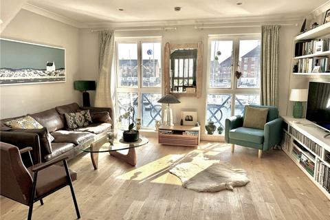 3 bedroom townhouse for sale, The Piazza, Eastbourne, East Sussex