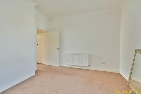 1 bedroom flat for sale, Wilton Road, Bexhill on Sea, East Sussex, TN40