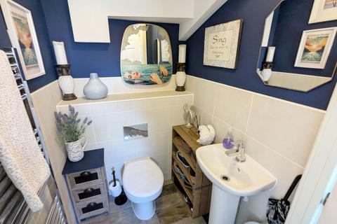 21 Dewberry Road, Tidbury Green, Solihull, B90 1UH