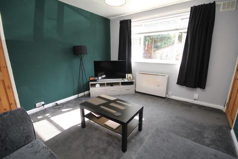 1 bedroom flat for sale, Norwood Court, Stretford, M32 8PL