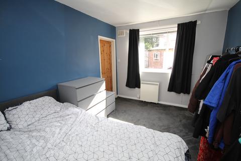 1 bedroom flat for sale, Norwood Court, Stretford, M32 8PL