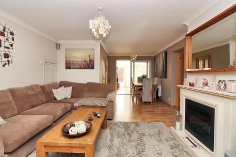 3 bedroom end of terrace house for sale, Rookery Walk, Clifton, Shefford, SG17