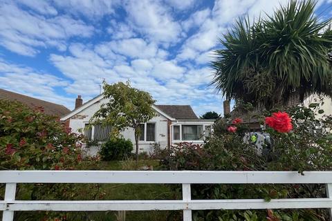 3 bedroom detached bungalow for sale, Croft Road, Selsey