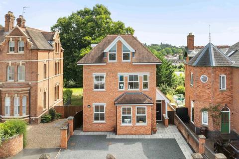 5 bedroom detached house for sale, Green Hill London Road Worcester, Worcestershire, WR5 2AA