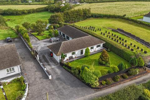 3 bedroom detached bungalow for sale, Kidwelly SA17