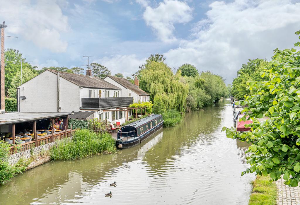 View along the canal