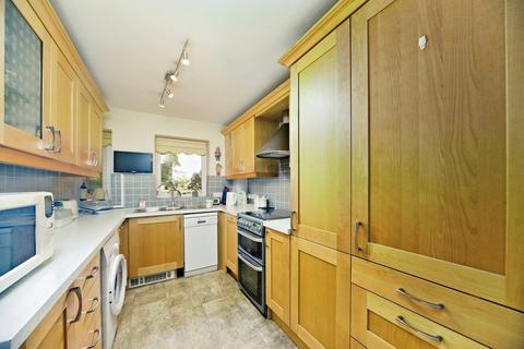 2 bedroom retirement property for sale, Redvers Road, Warlingham CR6