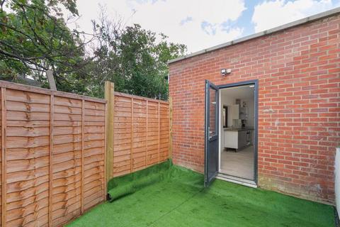 1 bedroom terraced house for sale, Wilton Court, Ridge Road, Sutton SM3