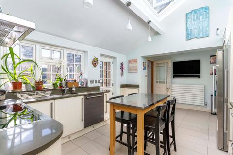 3 bedroom semi-detached house for sale, Hewitts Road, Orpington BR6