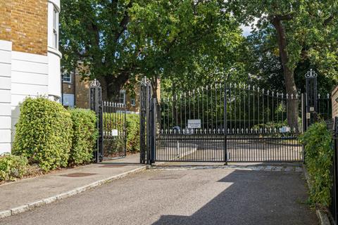 34 Cedars Close, London, SE13 5DP