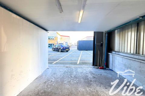 Industrial unit to rent, Grosvenor Way, London E5