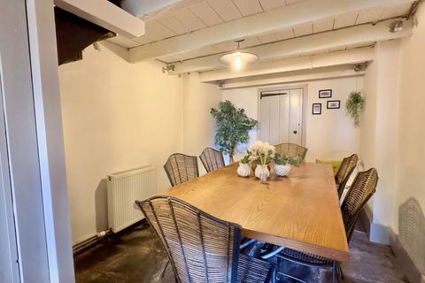 Dolphins Cottage Paradise Road, Boscastle, PL35 0BH