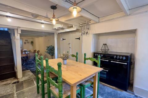 Dolphins Cottage Paradise Road, Boscastle, PL35 0BH