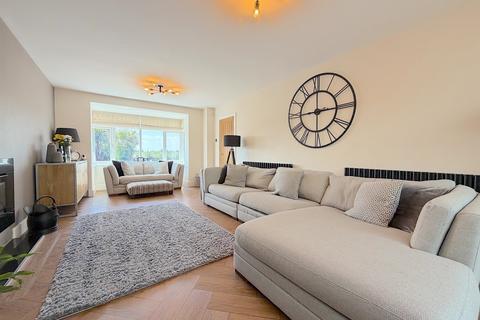 4 bedroom detached house for sale, Cannock Road, Wolverhampton WV10