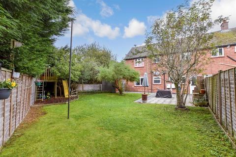13 Capell Close, Coxheath, Maidstone, ME17 4DX