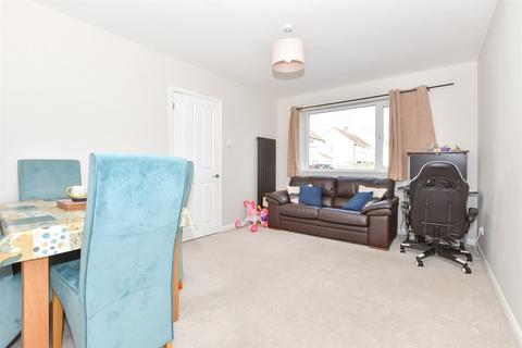 13 Capell Close, Coxheath, Maidstone, ME17 4DX