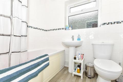 13 Capell Close, Coxheath, Maidstone, ME17 4DX