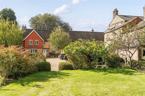 2 bedroom terraced house for sale, North Street, Midhurst, West Sussex, GU29