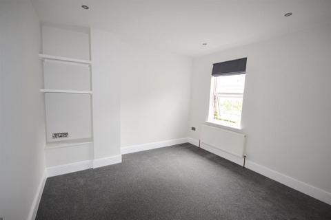 1 bedroom flat to rent, Roberts Road, Exeter, EX2 4HB