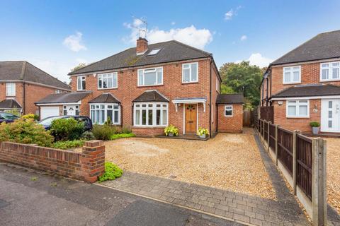 4 bedroom semi-detached house for sale, Farm Road, Maidenhead