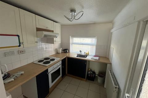 1 bedroom house to rent, Victoria Street, FLEETWOOD FY7