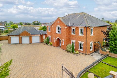 4 bedroom detached house for sale, Beacon Way, Skegness PE25
