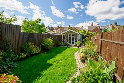 3 bedroom terraced house for sale, Frampton Road, Hythe, CT21