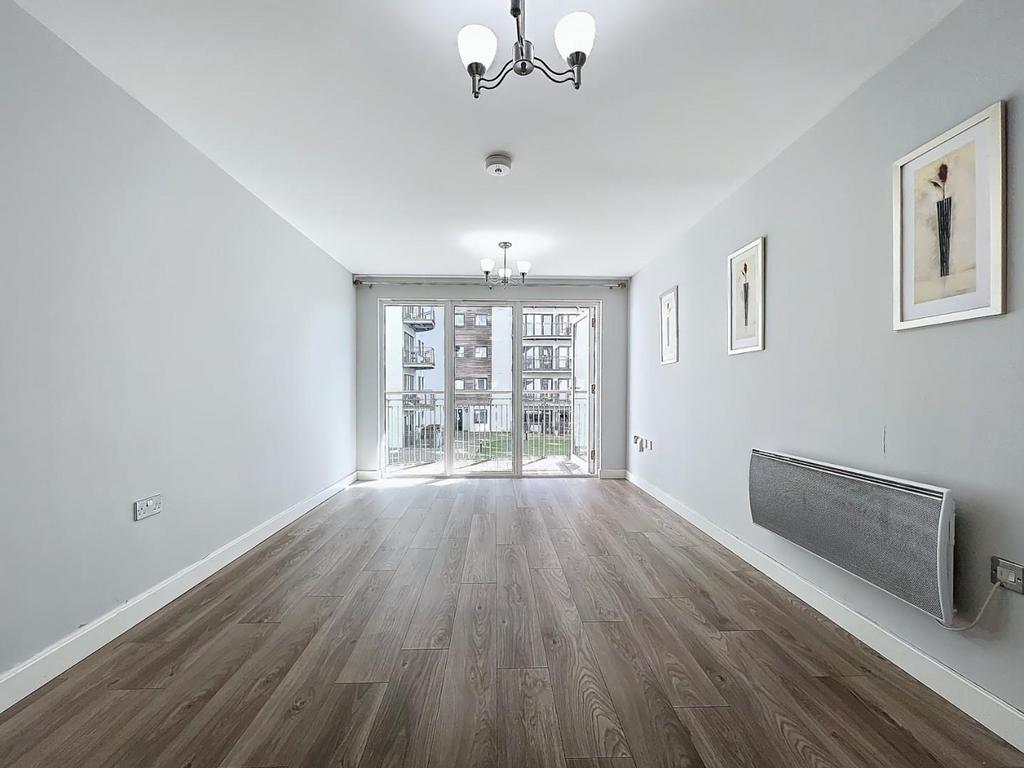 Living/Dining Area