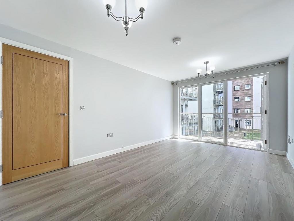 Living/Dining Area