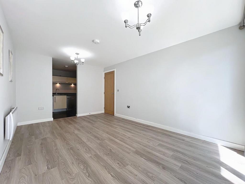 Living/Dining Area
