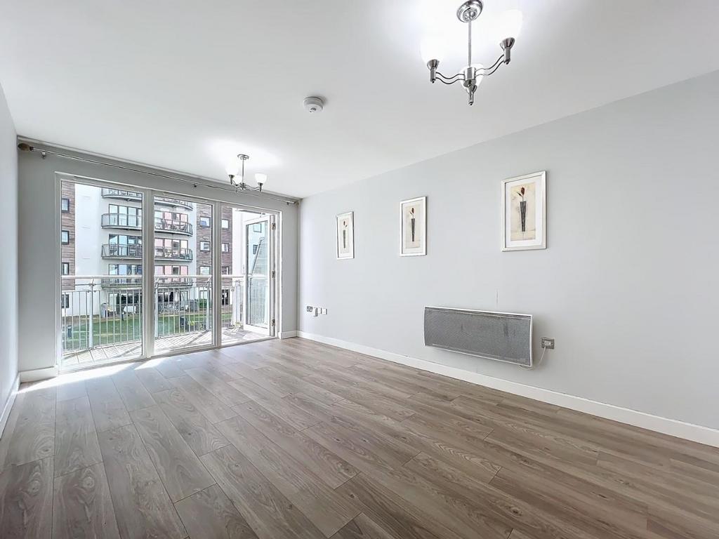 Living/Dining Area