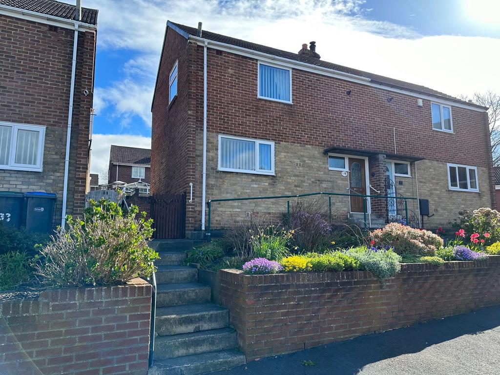 South Lea, Witton Gilbert, DH7 2 bed semidetached house to rent £695