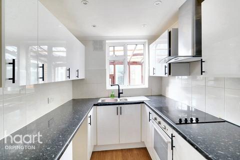 2 bedroom maisonette for sale, Oakdene Road, Orpington