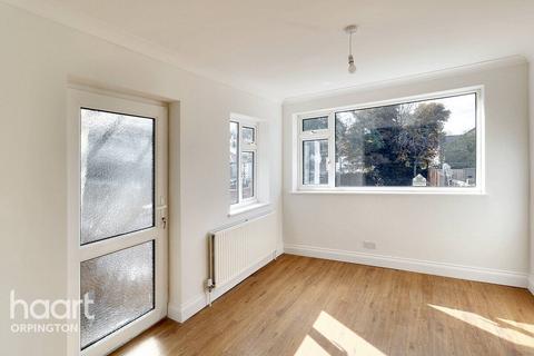 137 Oakdene Road, Orpington, BR5 2AP