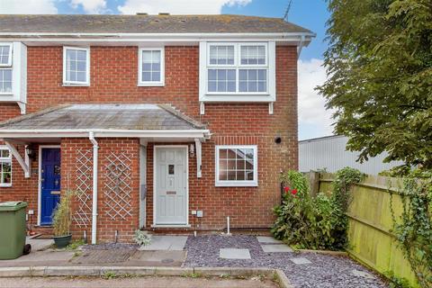 3 bedroom end of terrace house for sale, Fitzalan Road, Arundel, West Sussex