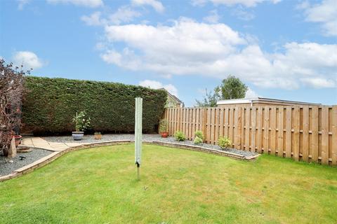 4 bedroom detached house for sale, Carr Close, Ripon