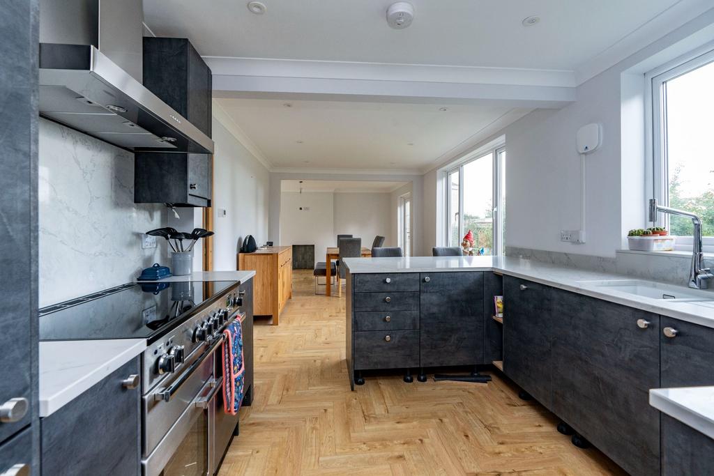 Fishtoft Road, Boston 3 bed detached house for sale £329,950